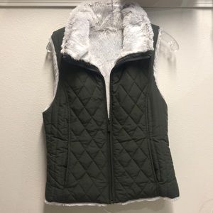 Ladies’ Reversible Vest Olive Green